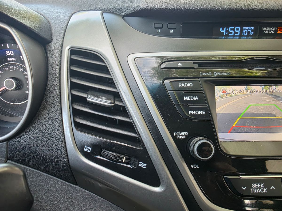 2016 Hyundai Elantra SE photo 30