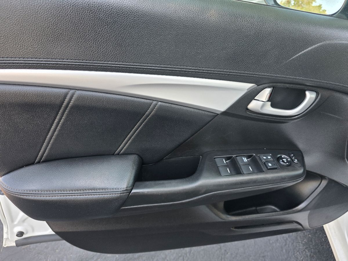 2015 Honda Civic EX-L photo 13