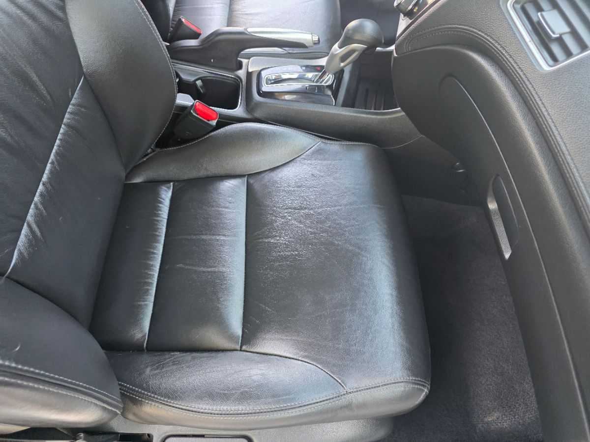 2015 Honda Civic EX-L photo 28