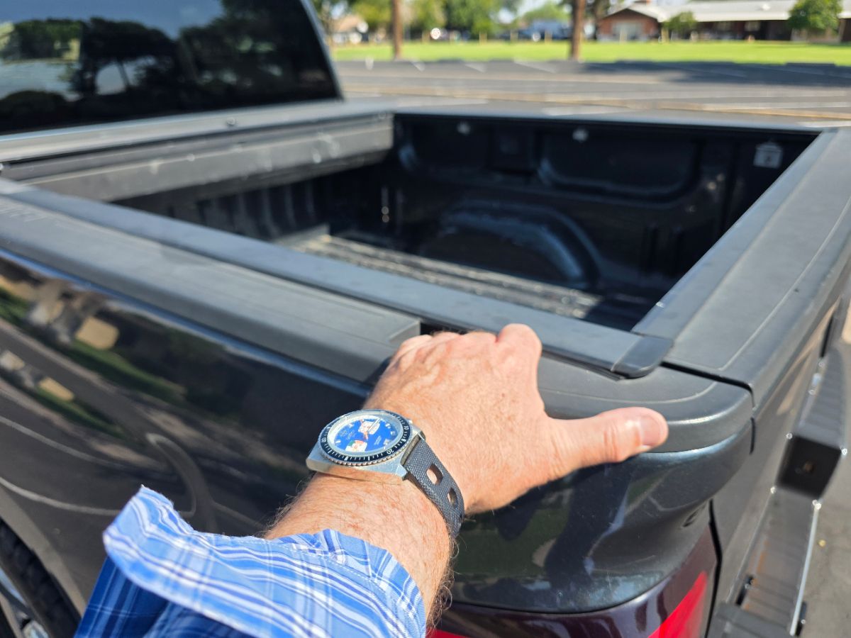 2017 Chevrolet Silverado 1500 LT photo 9