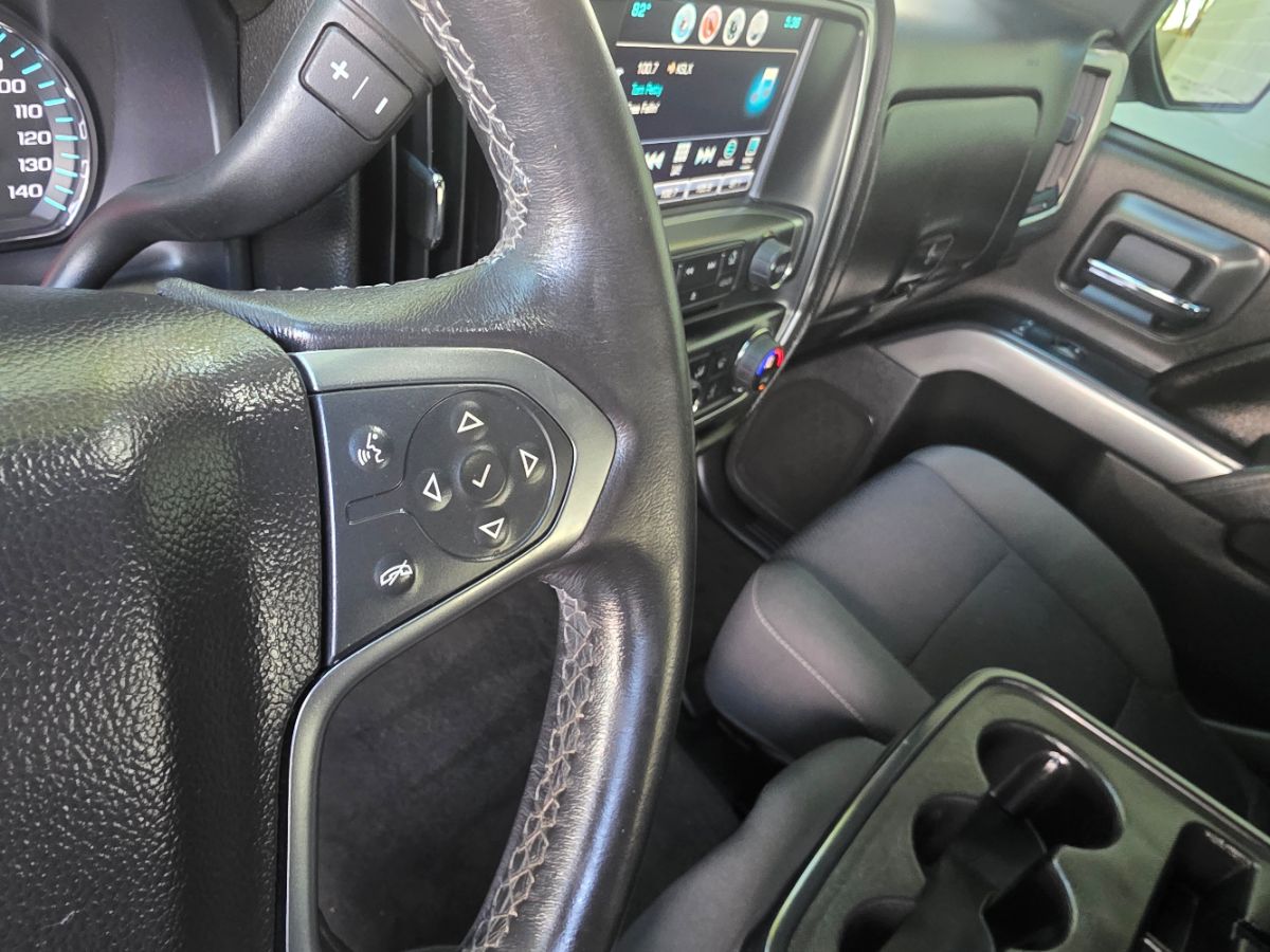 2017 Chevrolet Silverado 1500 LT photo 14