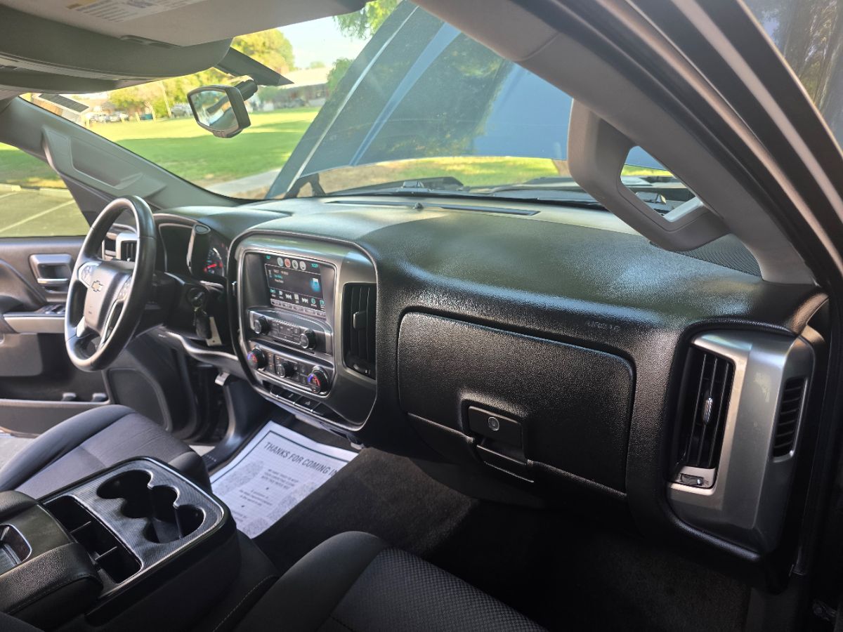 2017 Chevrolet Silverado 1500 LT photo 21