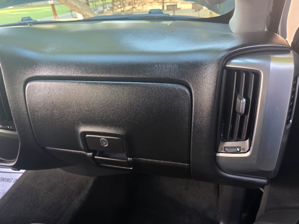 2017 Chevrolet Silverado 1500 LT photo 23