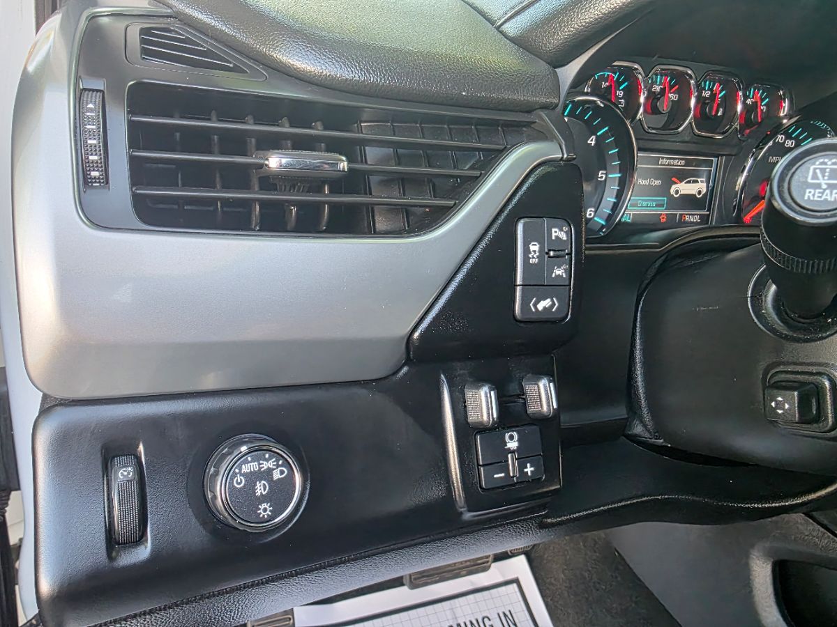 2018 Chevrolet Tahoe LT photo 13
