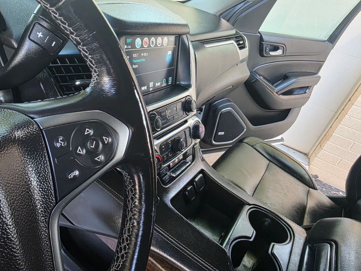 2018 Chevrolet Tahoe LT photo 15