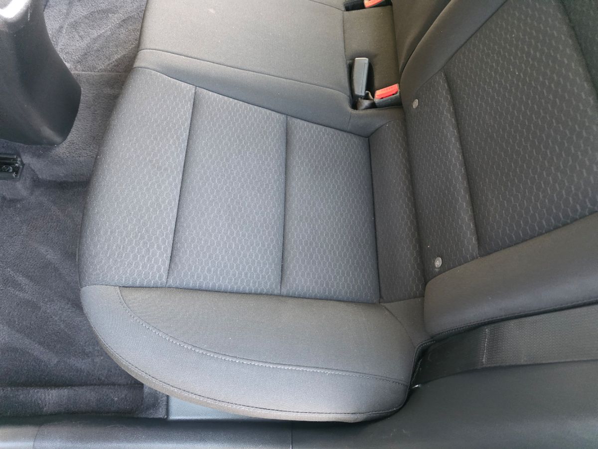 2020 Hyundai Elantra SE photo 5