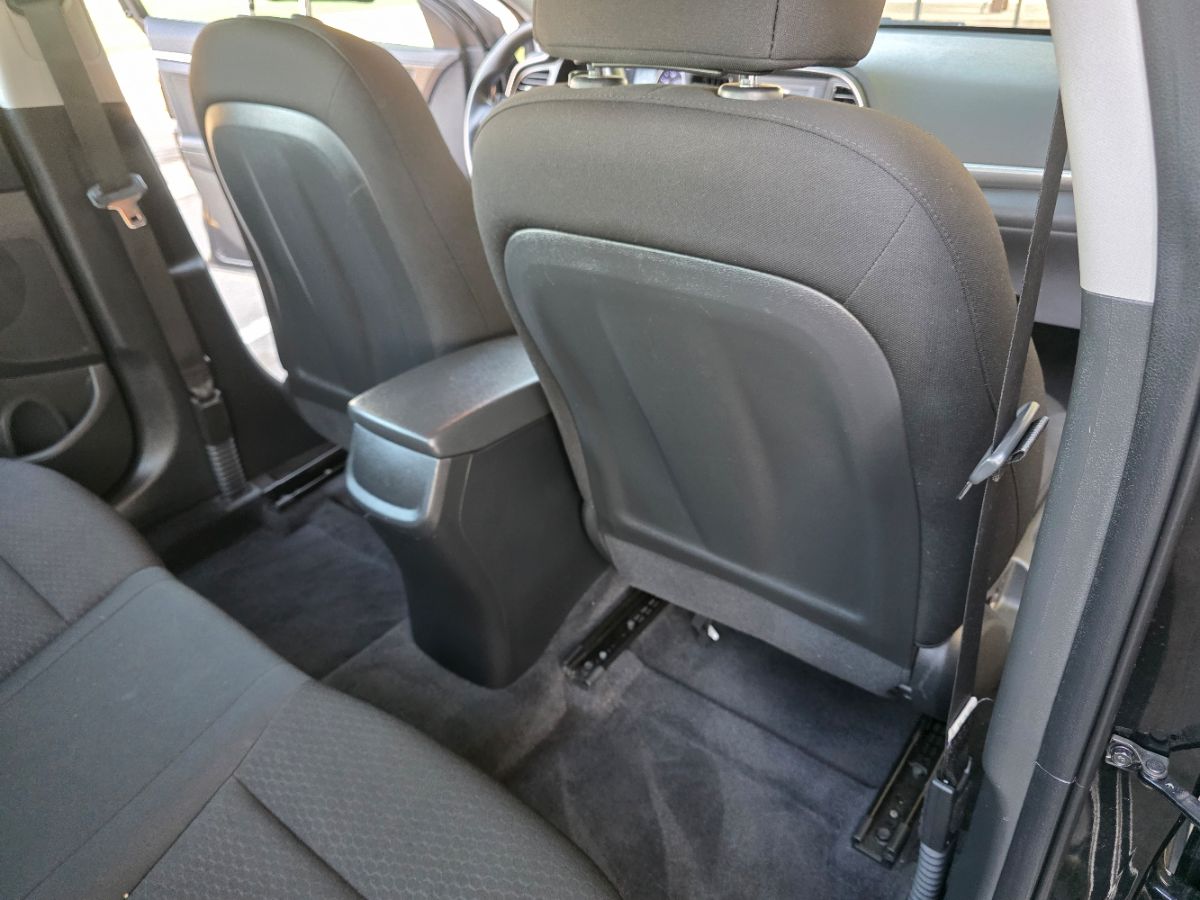 2020 Hyundai Elantra SE photo 9