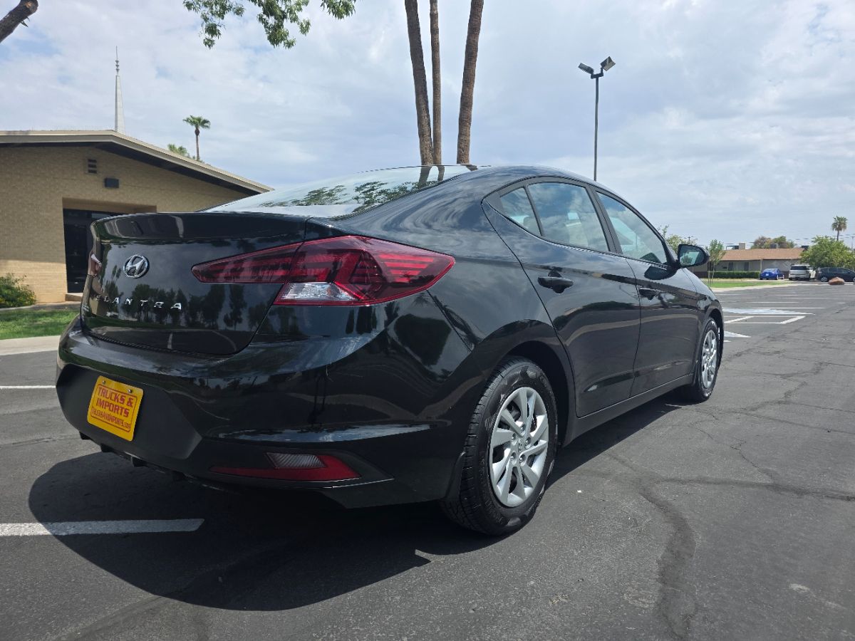 2020 Hyundai Elantra SE photo 29