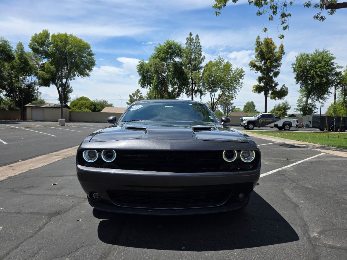 2018 Dodge Challenger SXT photo 8