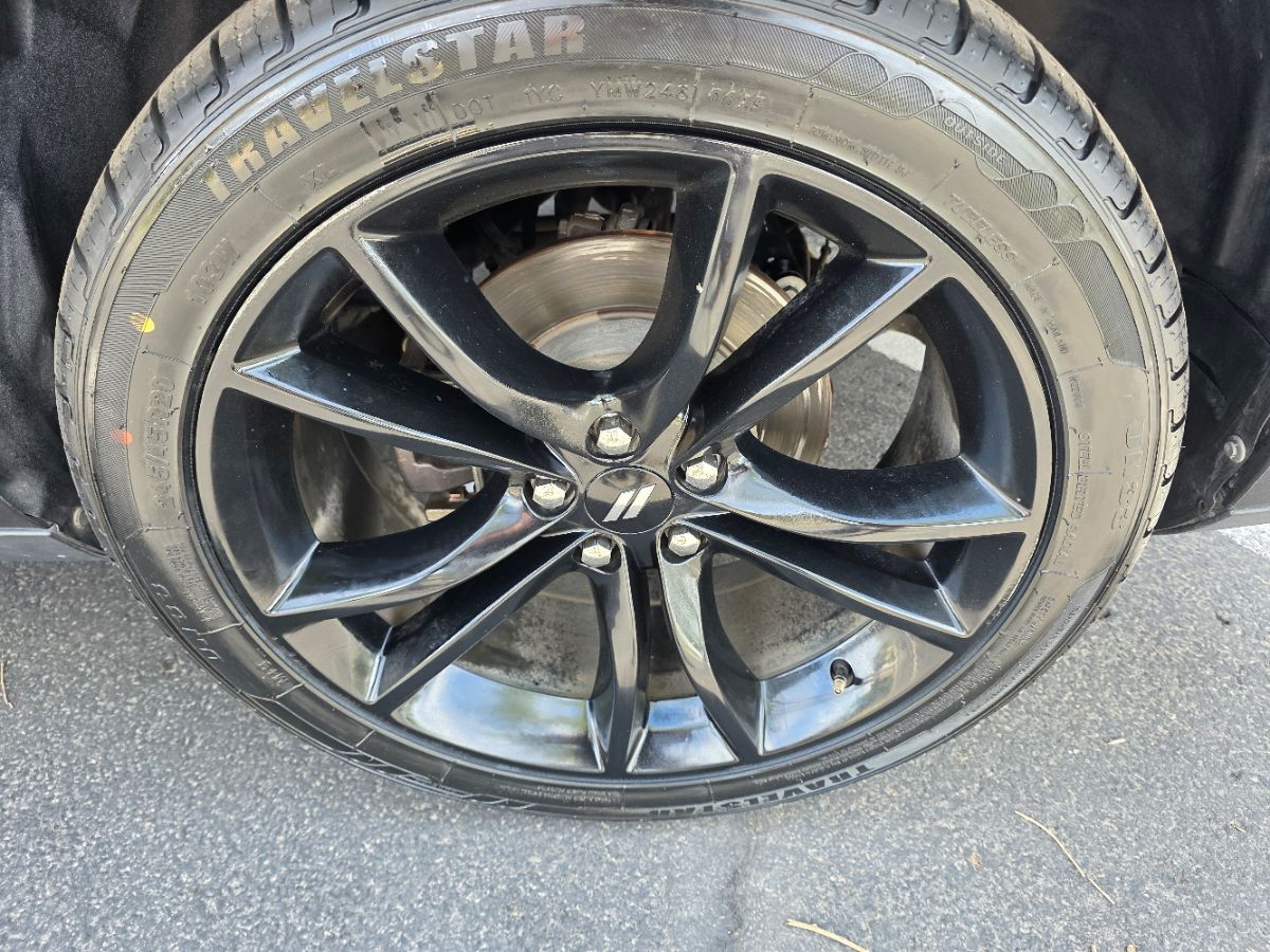 2018 Dodge Challenger SXT photo 9