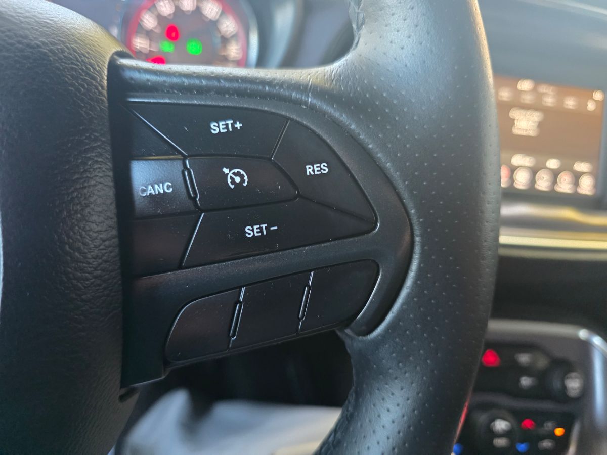 2018 Dodge Challenger SXT photo 27