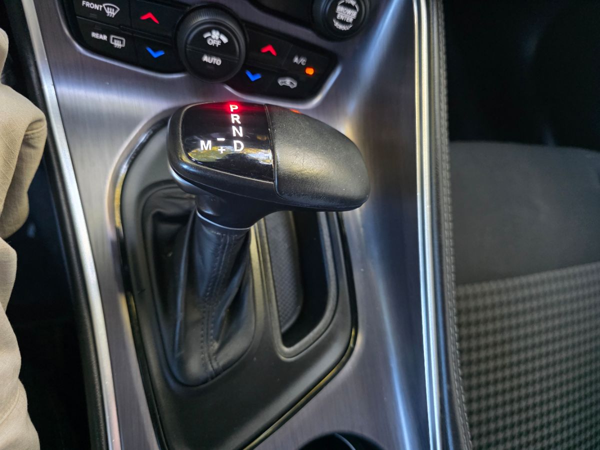 2018 Dodge Challenger SXT photo 29