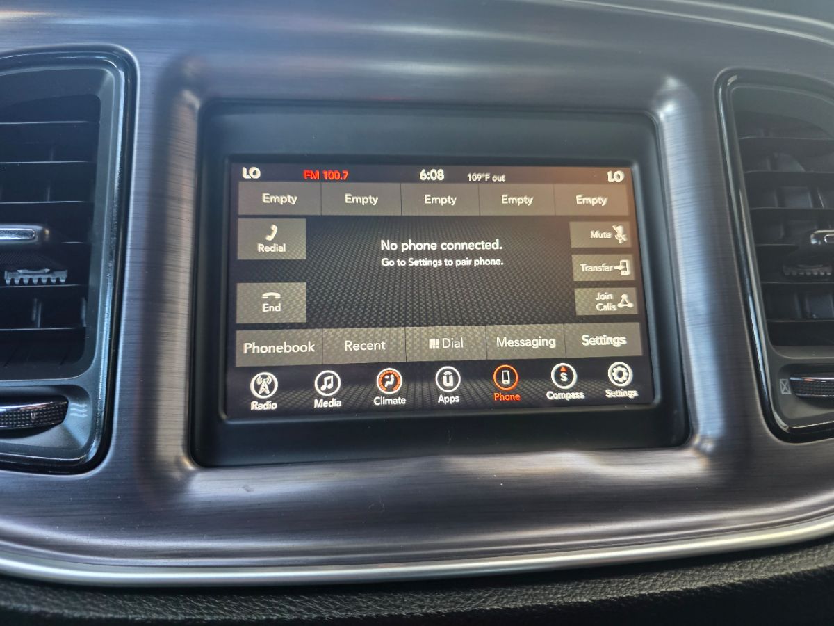 2018 Dodge Challenger SXT photo 36