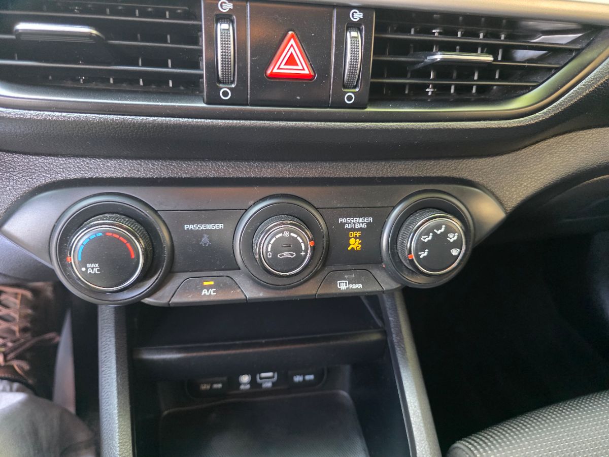 2021 Kia Forte LXS photo 12