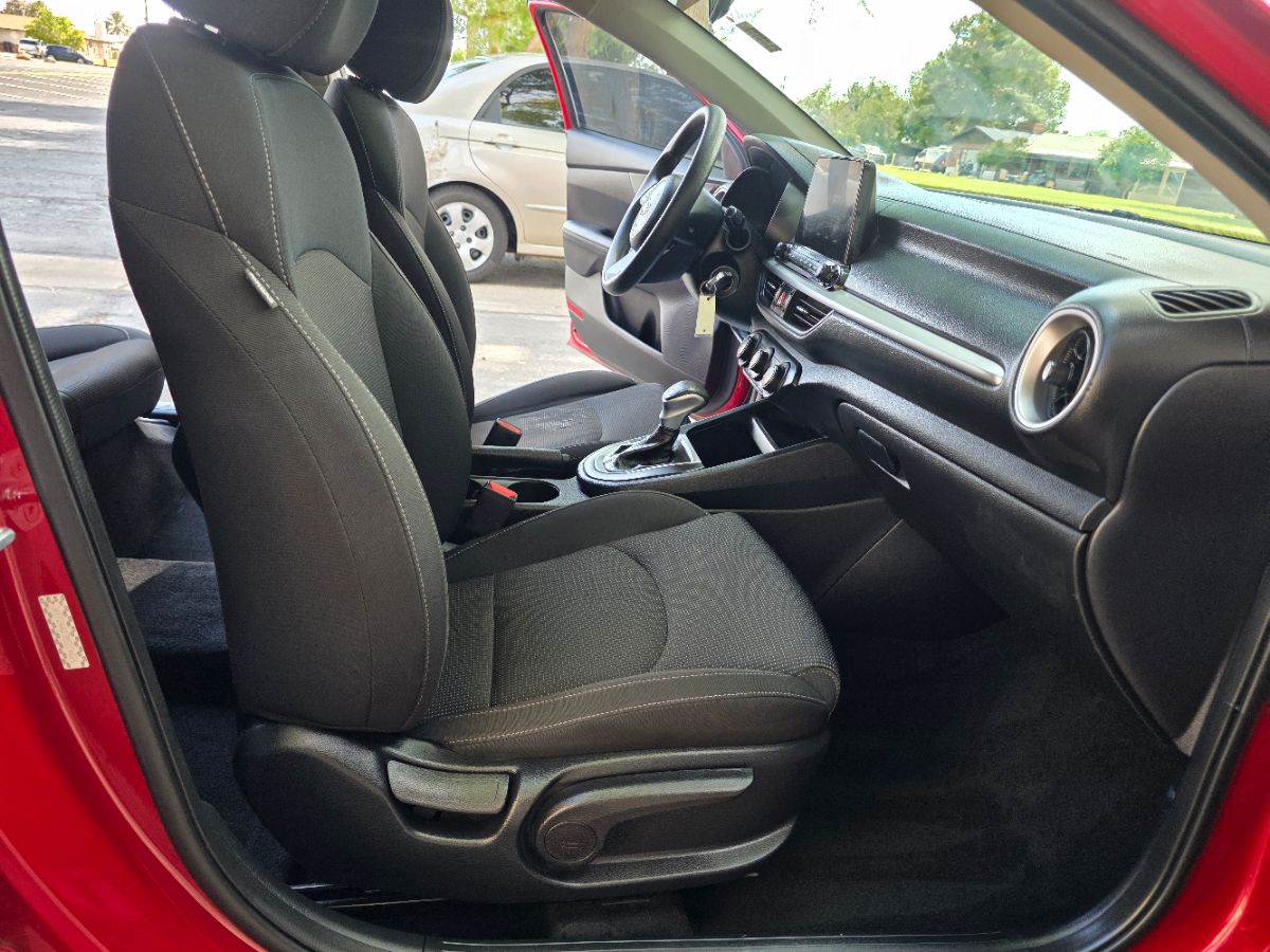 2021 Kia Forte LXS photo 21