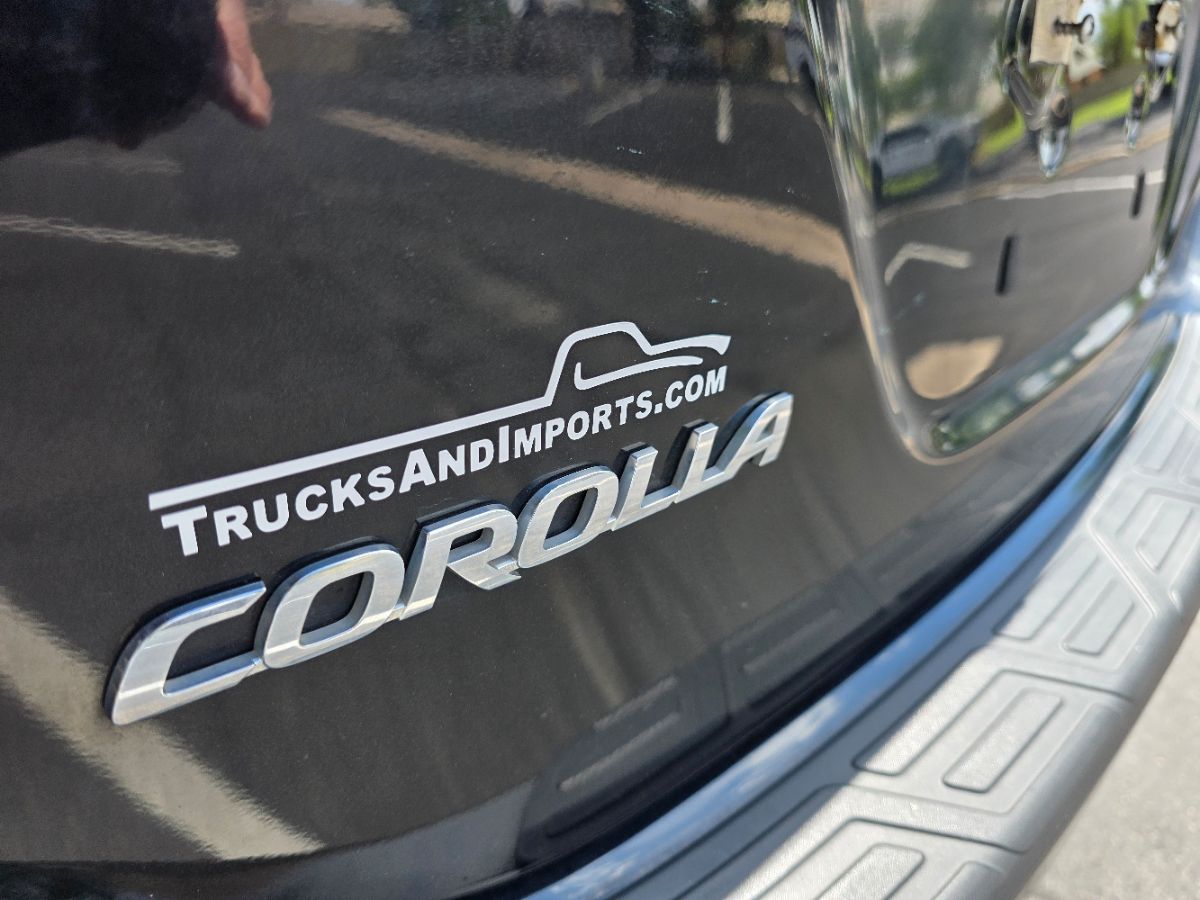 2016 Toyota Corolla Plus photo 5
