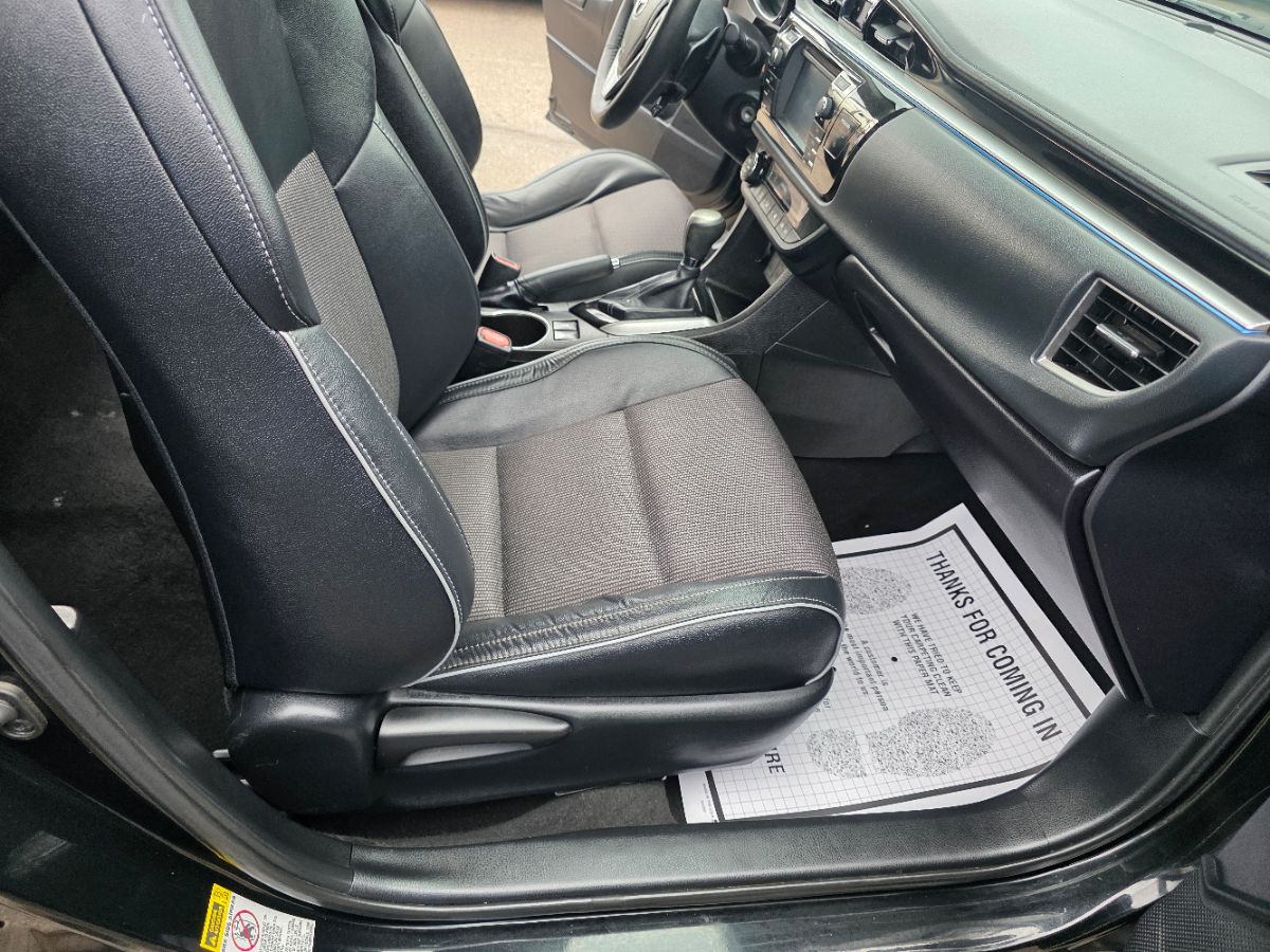 2016 Toyota Corolla Plus photo 20