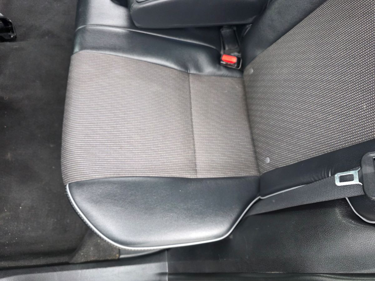 2016 Toyota Corolla Plus photo 27