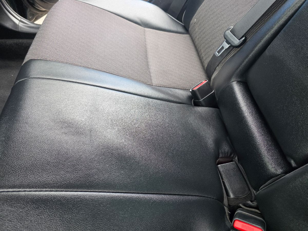 2016 Toyota Corolla Plus photo 31