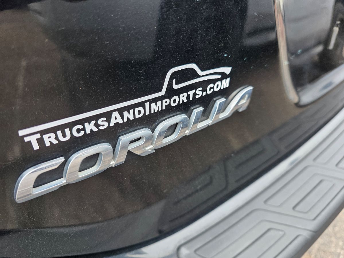 2016 Toyota Corolla Plus photo 33