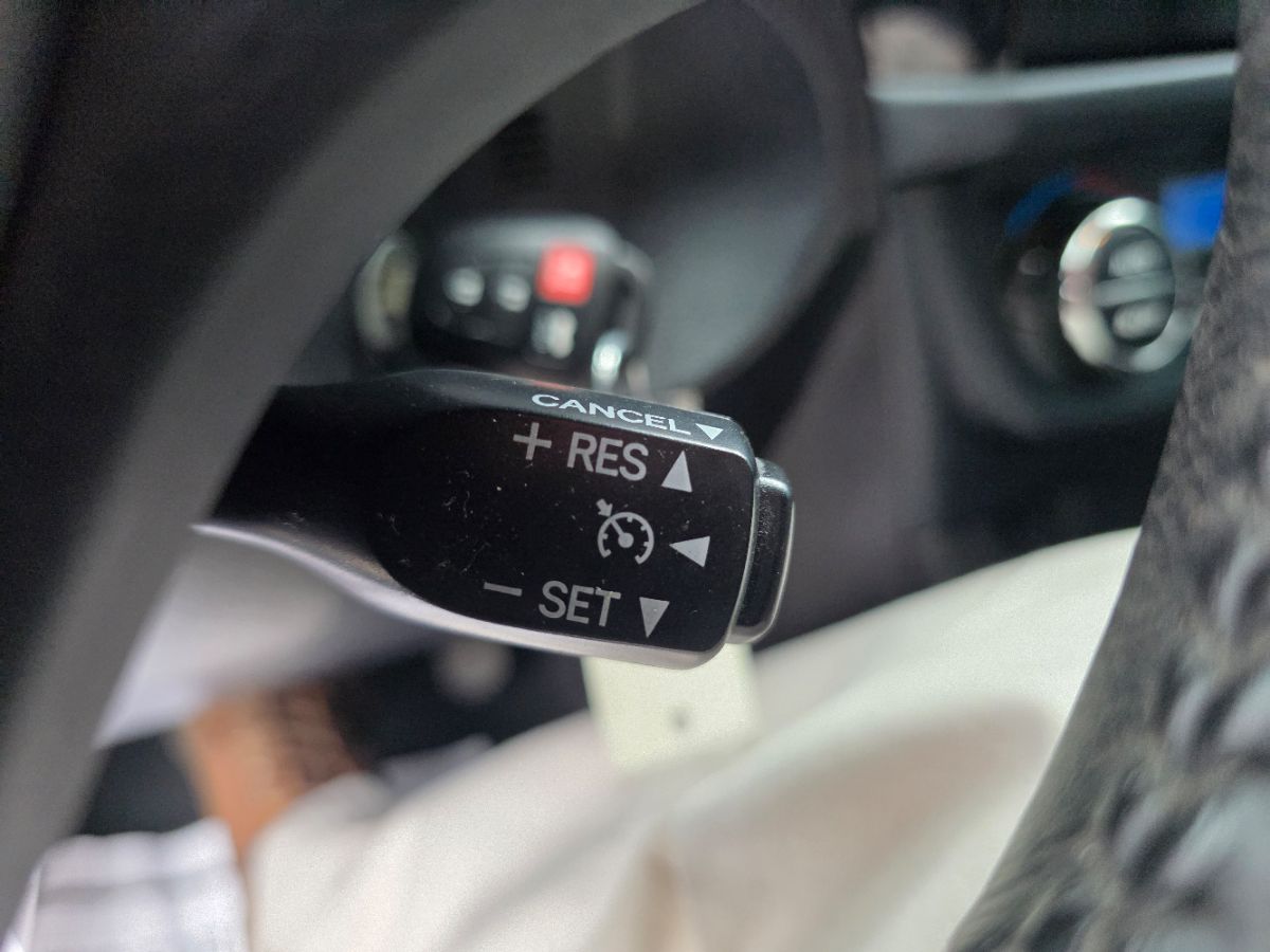 2016 Toyota Corolla Plus photo 47