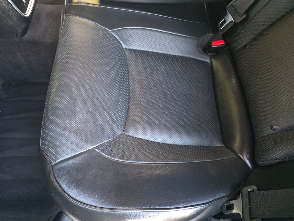 2019 Chrysler 300 Limited photo 22