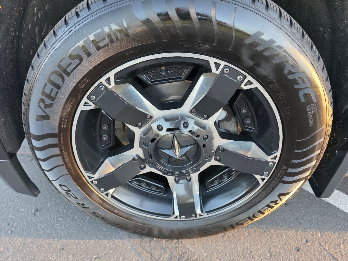 2015 Chevrolet Tahoe LTZ photo 7