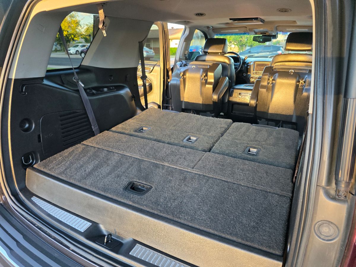 2015 Chevrolet Tahoe LTZ photo 41