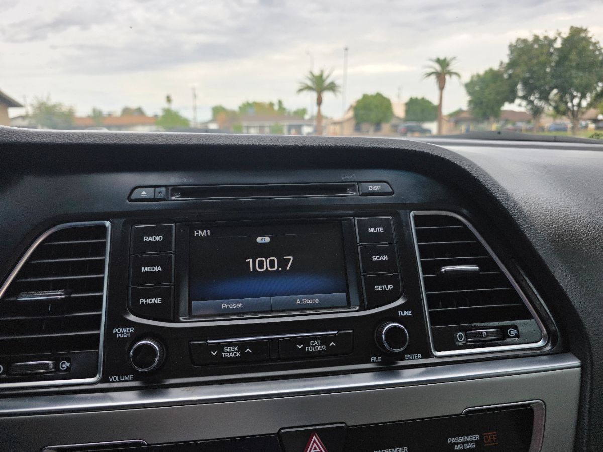 2015 Hyundai Sonata Limited Sport photo 25