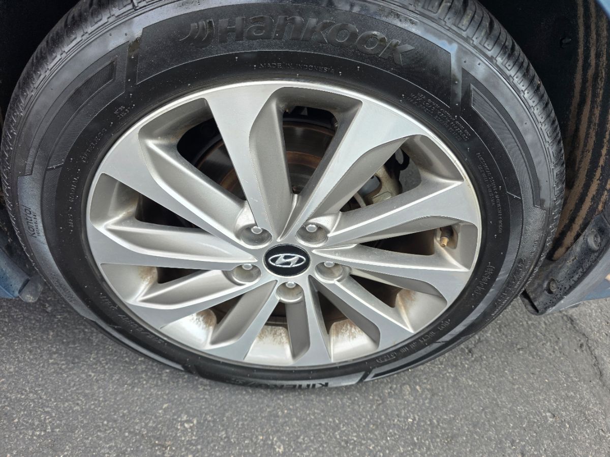 2015 Hyundai Sonata Limited Sport photo 29