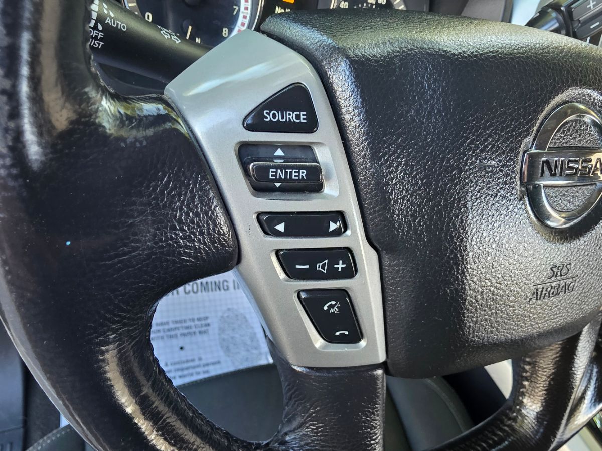 2018 Nissan Titan SV photo 15
