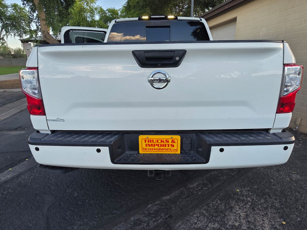 2018 Nissan Titan SV photo 46