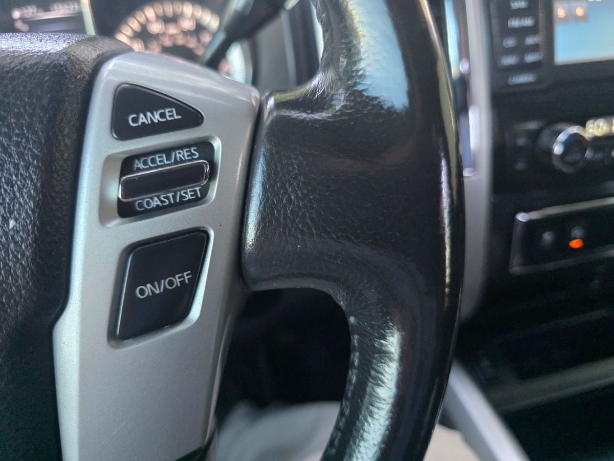 2018 Nissan Titan SV photo 50