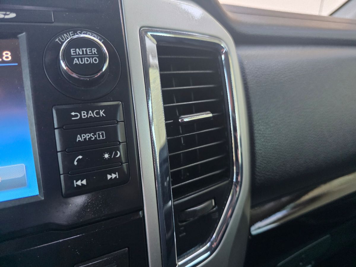 2018 Nissan Titan SV photo 59