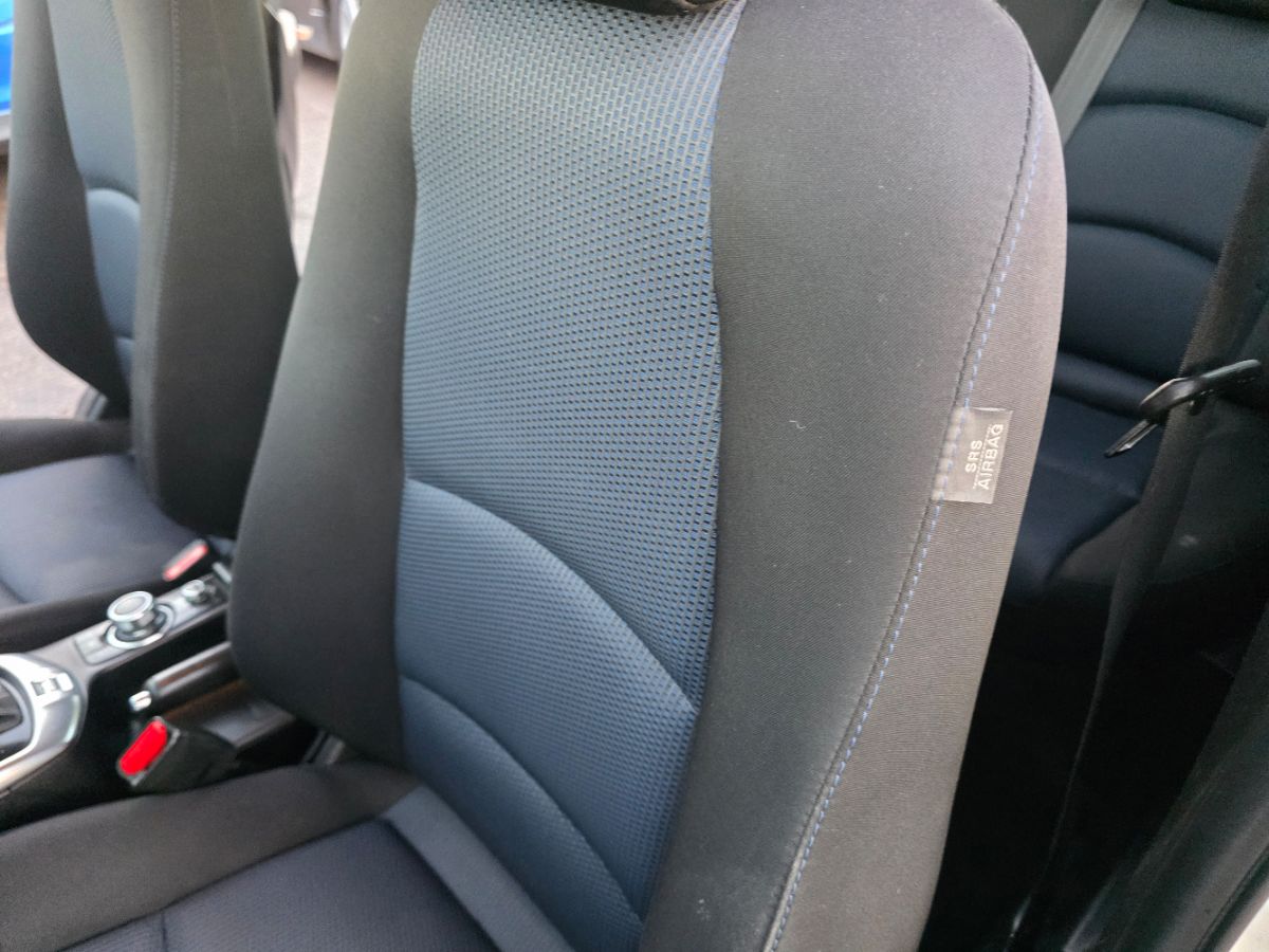 2017 Toyota Yaris iA photo 12
