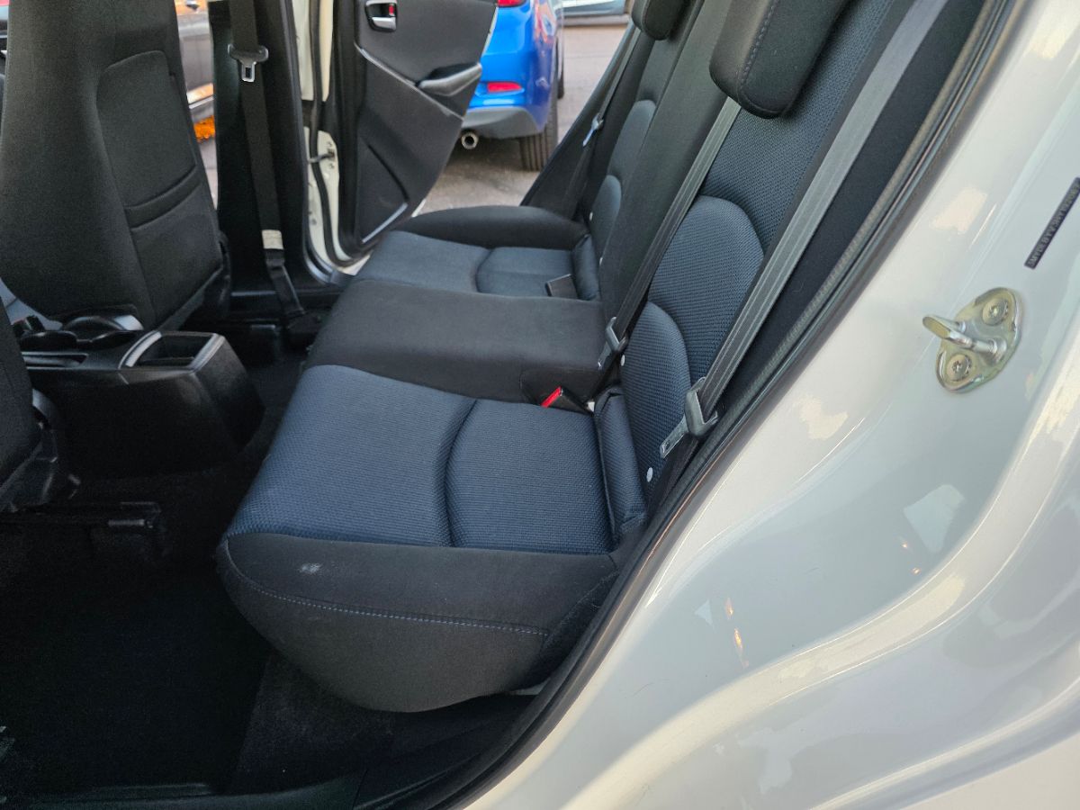 2017 Toyota Yaris iA photo 13