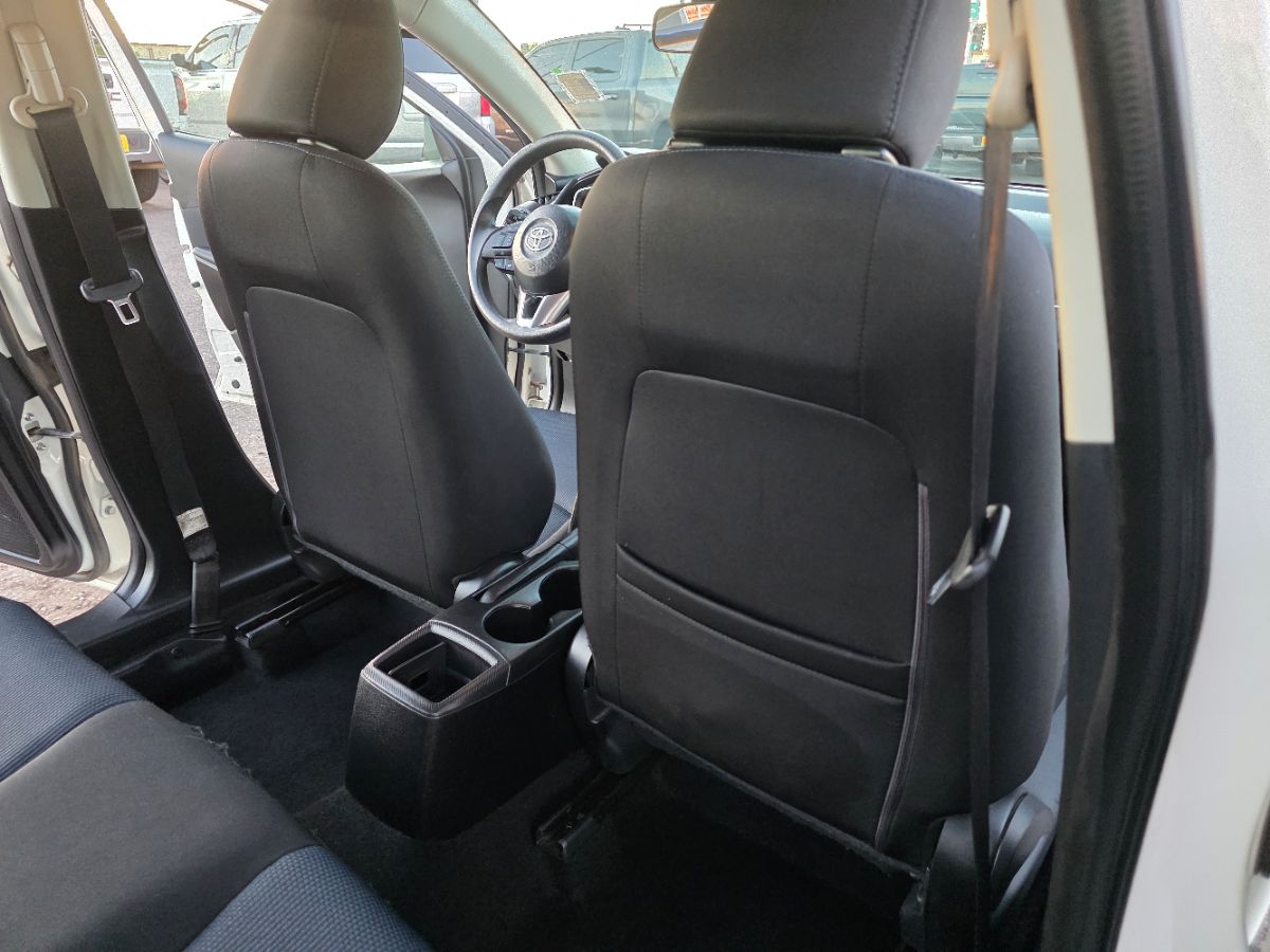 2017 Toyota Yaris iA photo 14