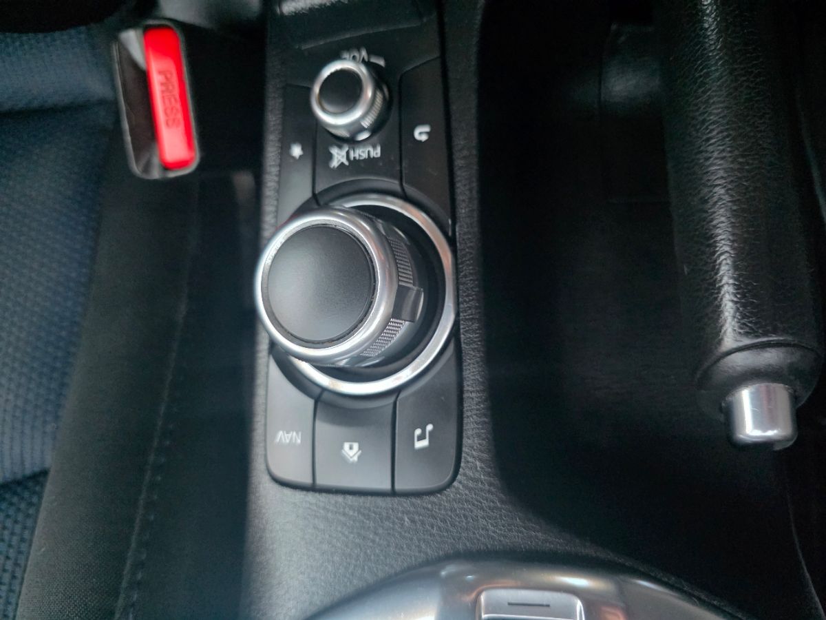 2017 Toyota Yaris iA photo 24