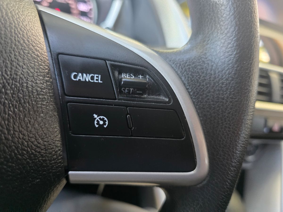 2018 Mitsubishi Eclipse Cross LE photo 22
