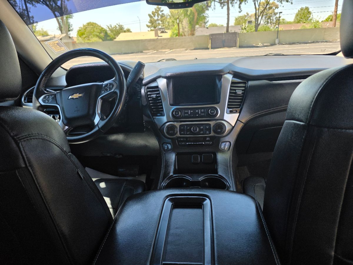 2017 Chevrolet Tahoe LT photo 15