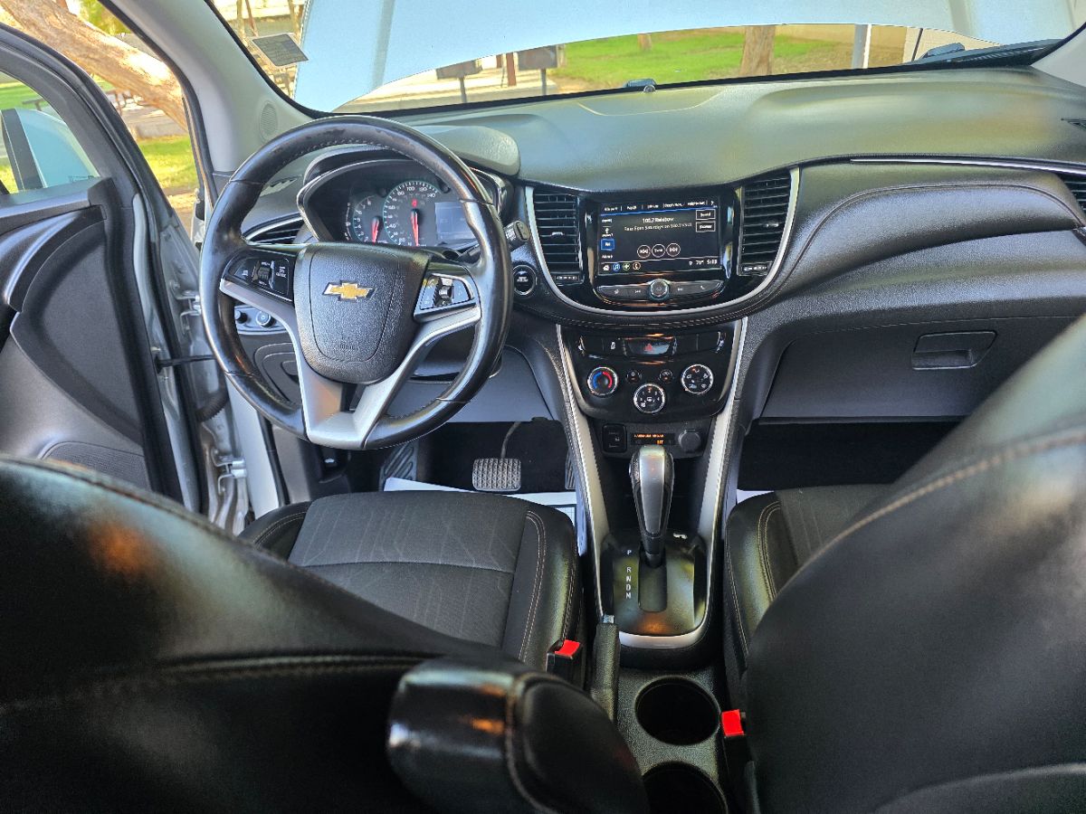 2018 Chevrolet Trax LT photo 23
