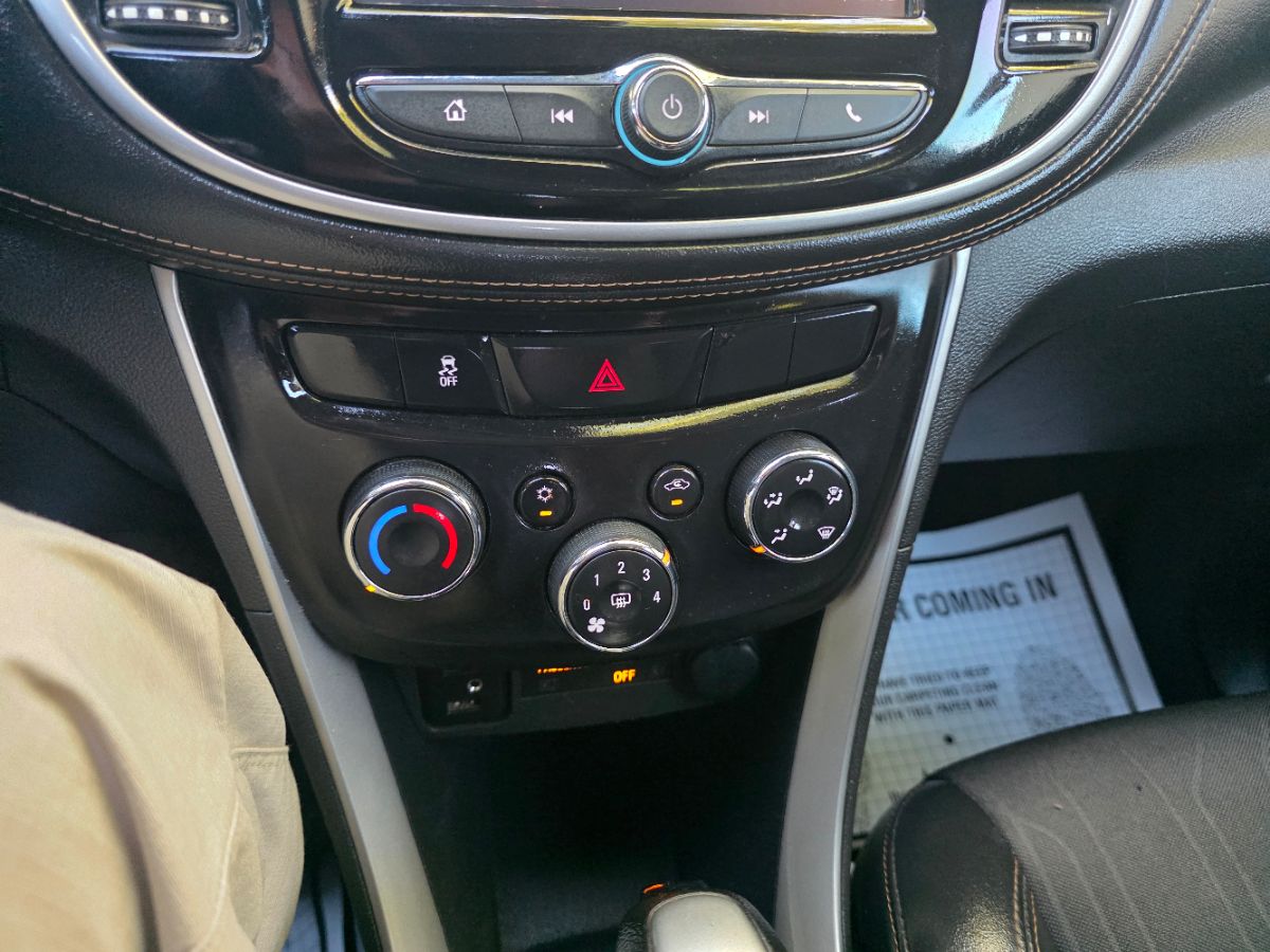 2018 Chevrolet Trax LT photo 41