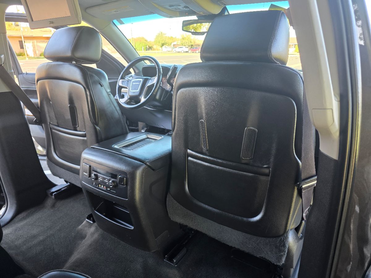 2015 Gmc Yukon XL Denali photo 30
