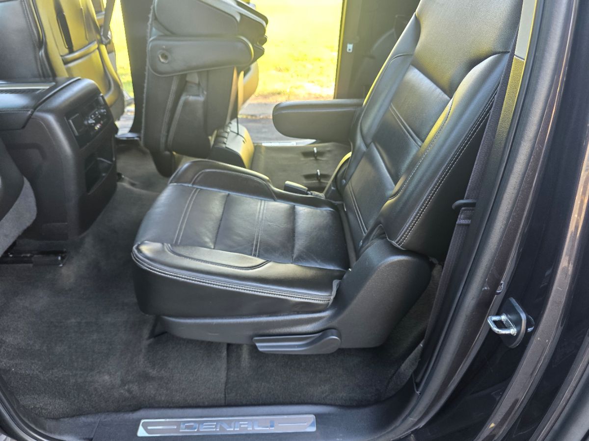 2015 Gmc Yukon XL Denali photo 41