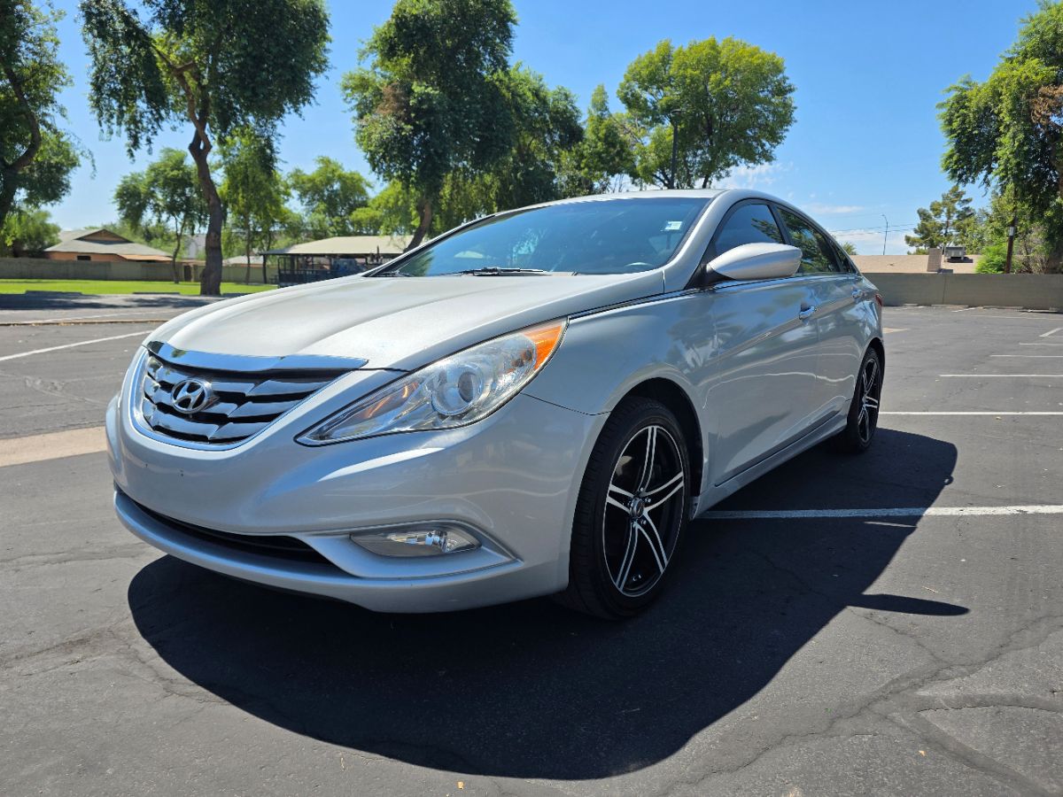 2012 Hyundai Sonata SE photo 9