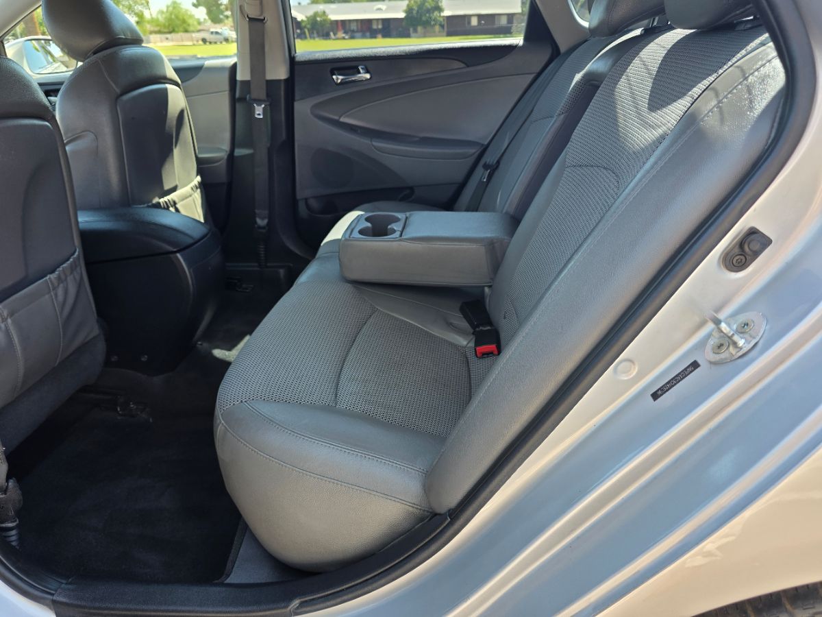2012 Hyundai Sonata SE photo 12