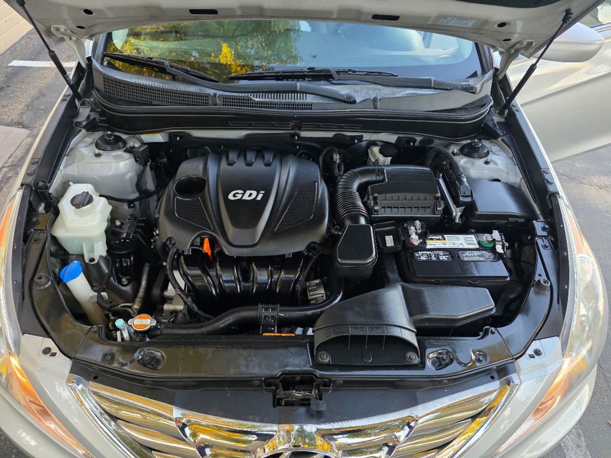 2012 Hyundai Sonata SE photo 46