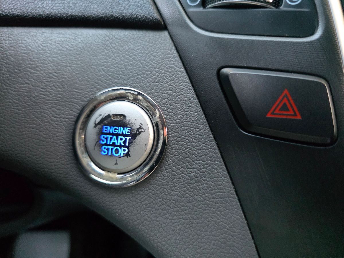 2012 Hyundai Sonata SE photo 48
