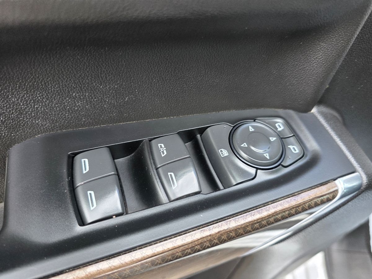 2021 Chevrolet Silverado 1500 LT photo 11