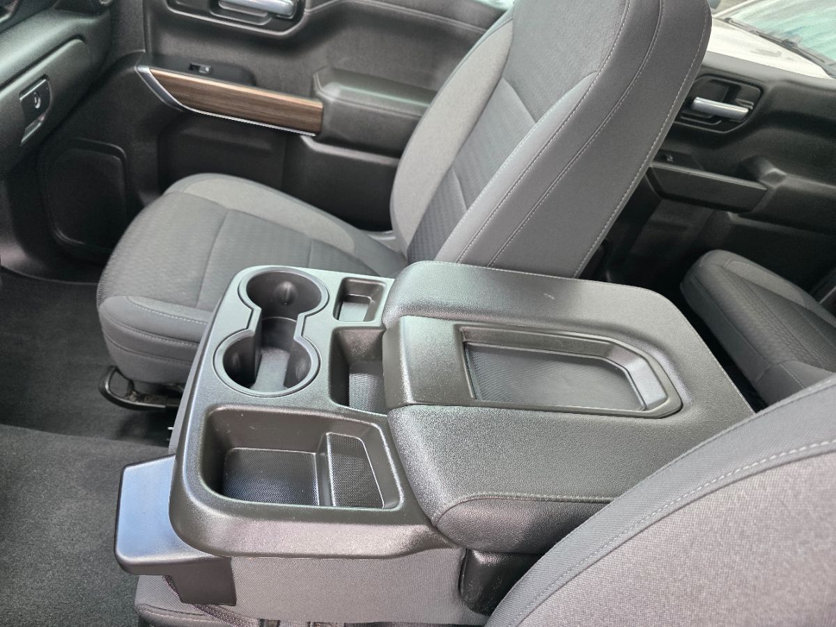 2021 Chevrolet Silverado 1500 LT photo 16